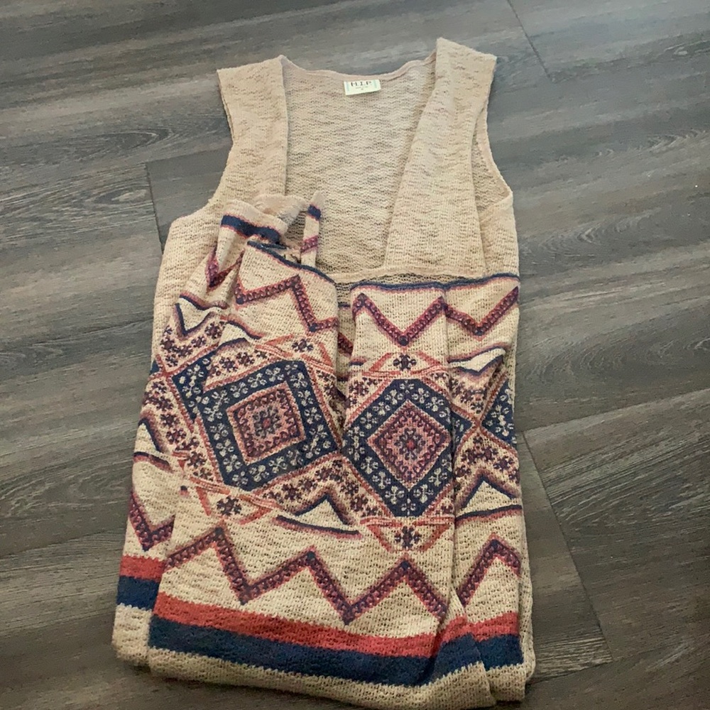 Boho sleeveless cardigan!